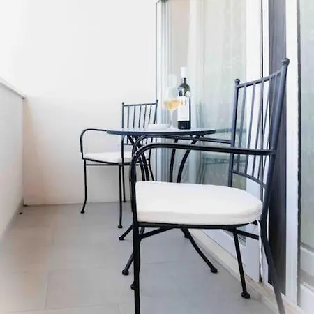 Sara Apartment