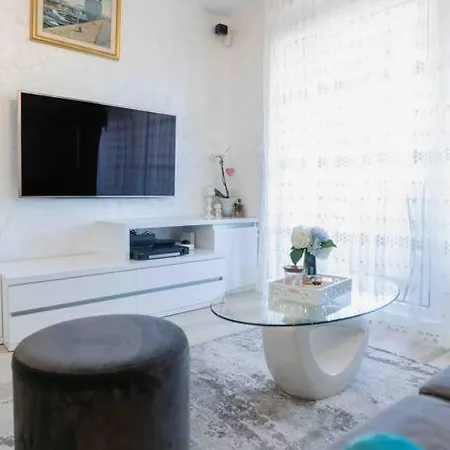 Sara Apartment